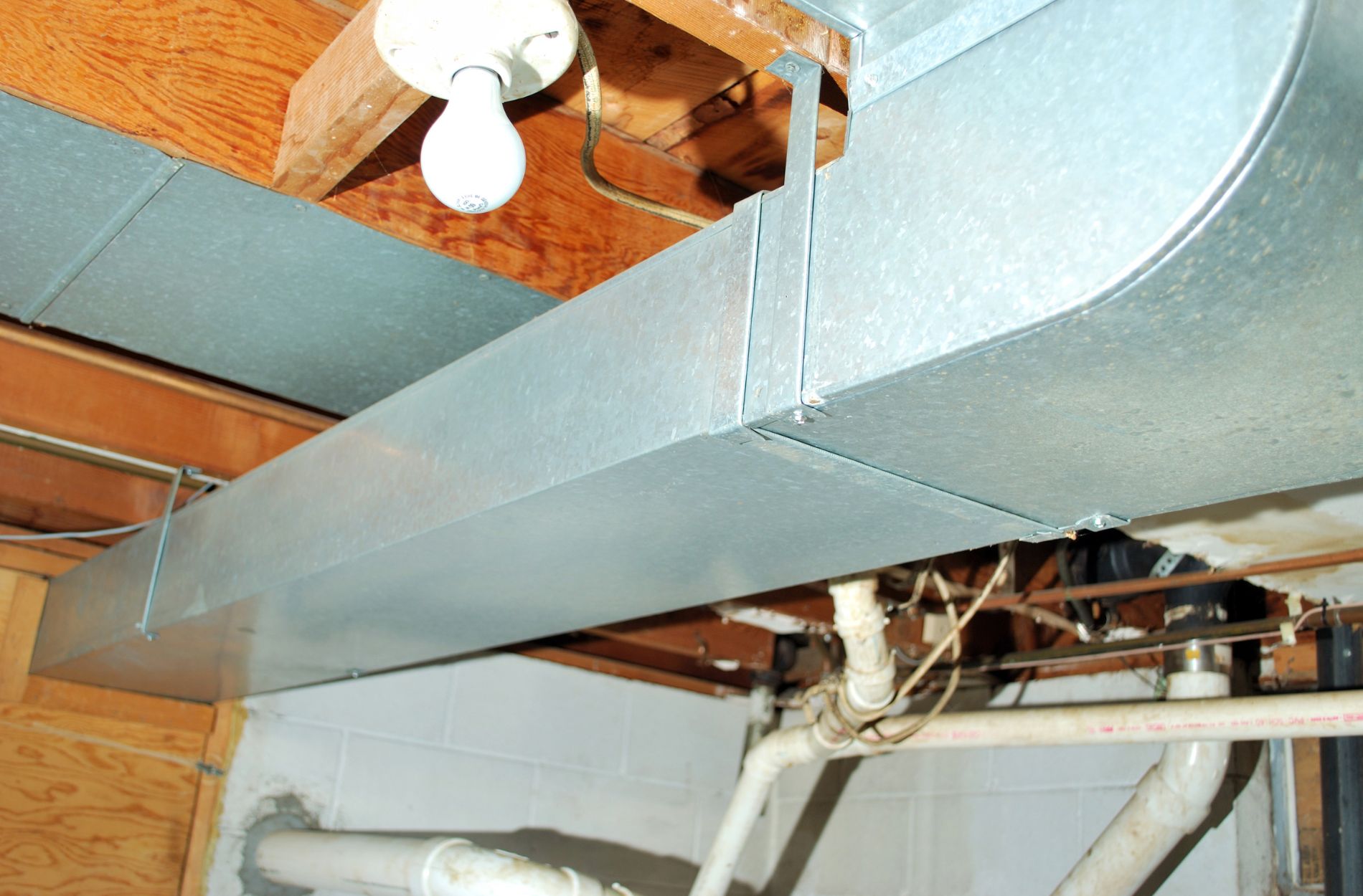 duct leak